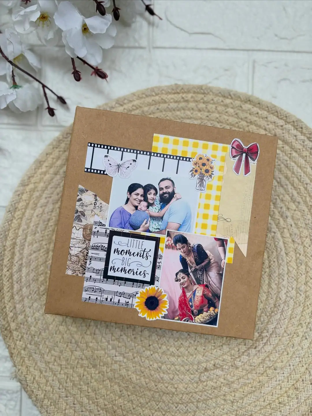 Vintage Memory Album – A Timeless Keepsake for Your Precious Moments